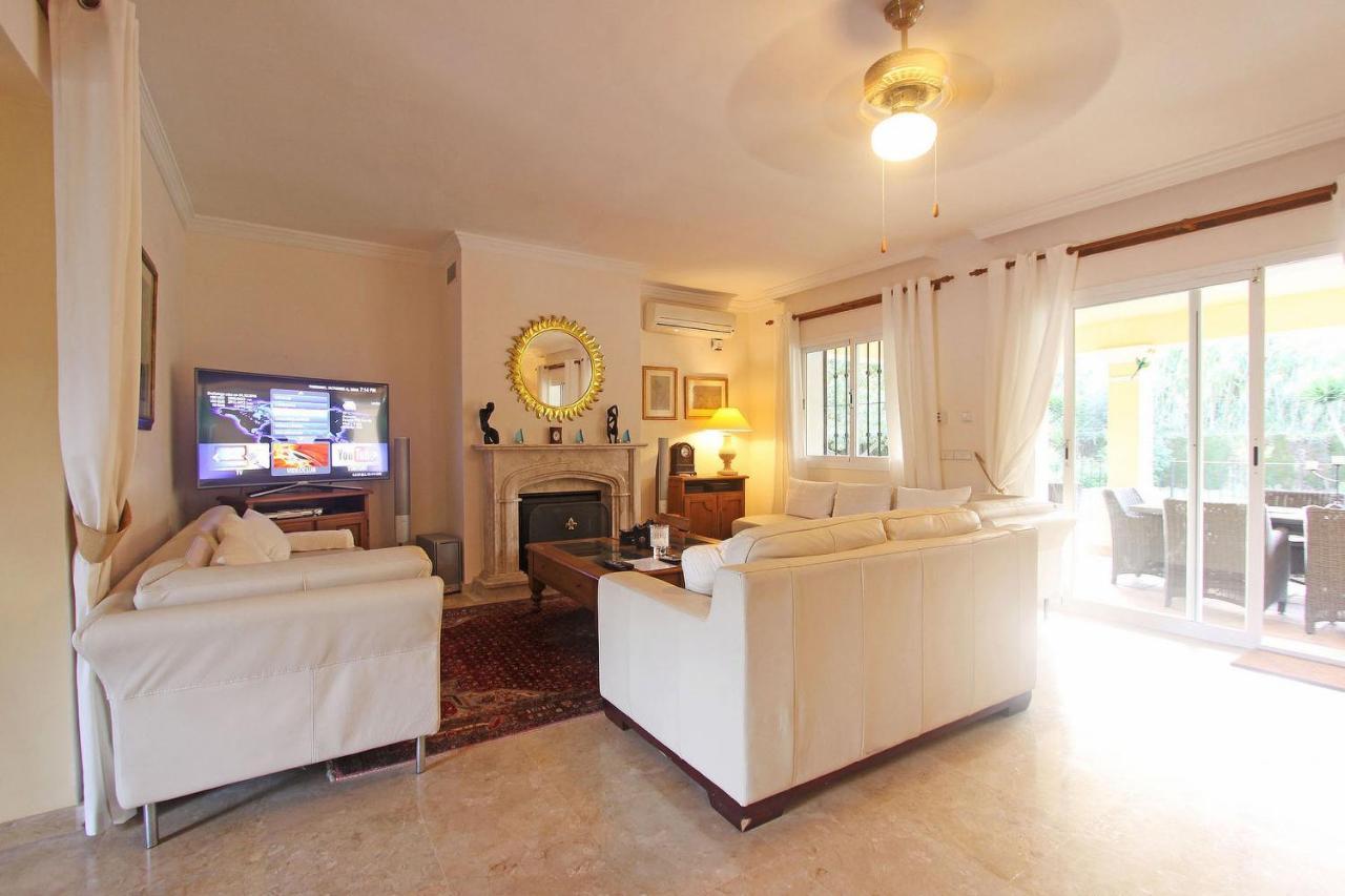 אסטפונה 1106 Marbella Large Family Villa מראה חיצוני תמונה