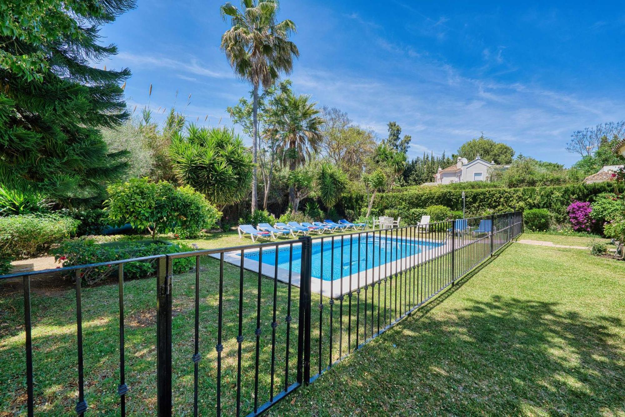 אסטפונה 1106 Marbella Large Family Villa מראה חיצוני תמונה